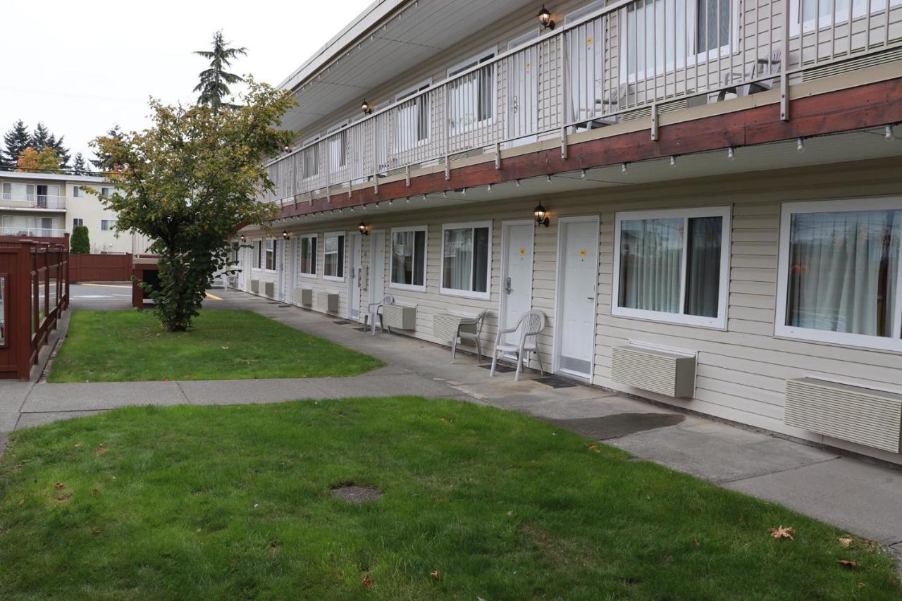 Super 8 By Wyndham Courtenay Exterior foto
